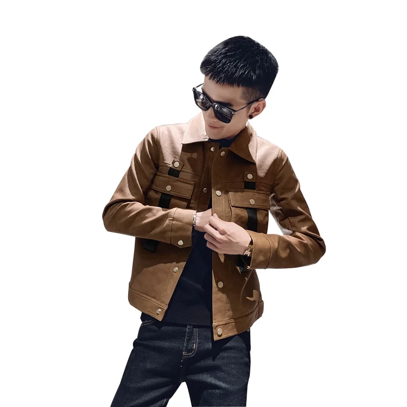 Мужская приталенная куртка из искусственной кожи с отворотами красная