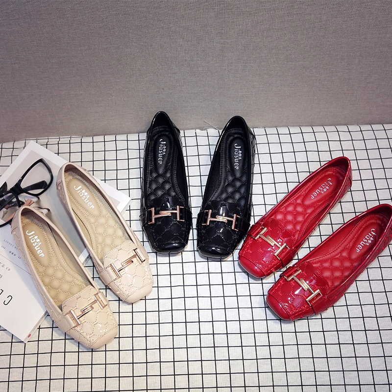 Женская обувь осень 2019 года на плоской подошве лоферы Новинка женская