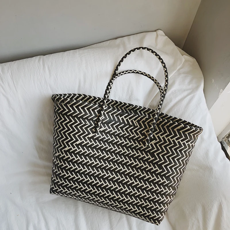 

Women's Handbag Plastic Woven Summer High-Capacity Beach Bag Female Tote Bags Bohemia Large Ladies Shopping Basket