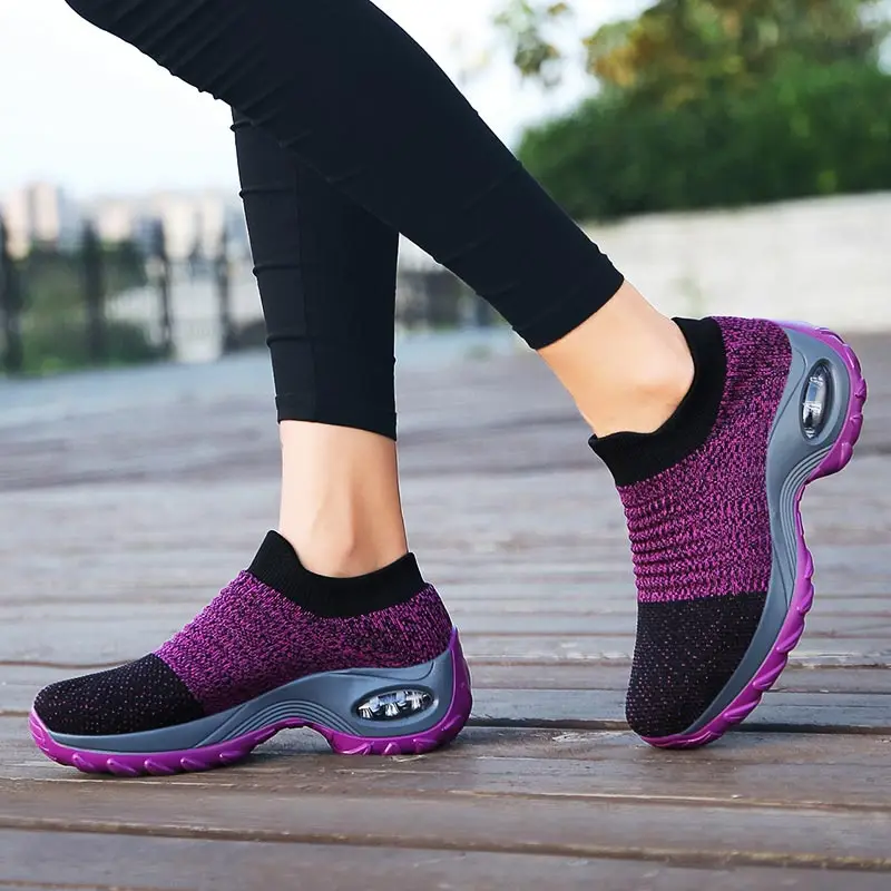

Men Shoes Sports Sneakers Sport Running House Luxo Outdoor Cushion Designer High Quality Breathable Husband Teenagers New Mem