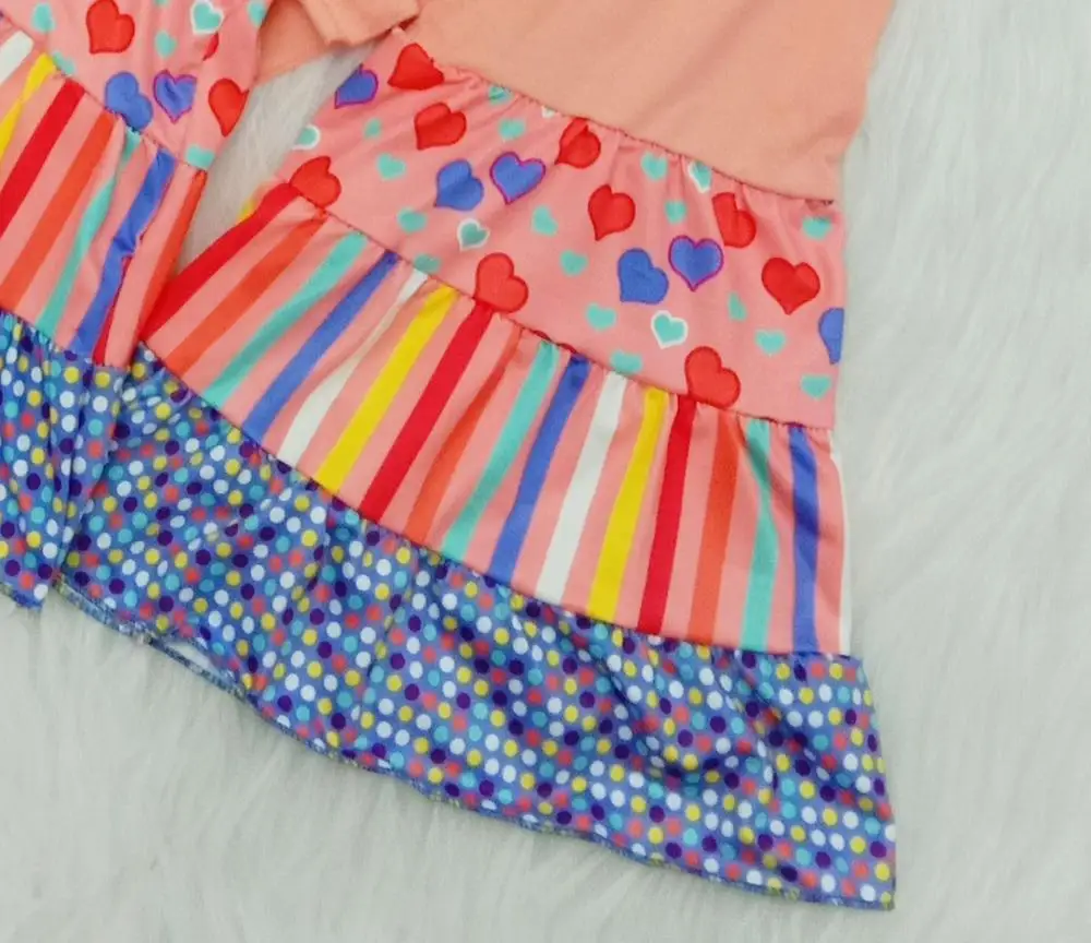

Valentine's Day Summer New Child Girl Suit Pocket Design Love Print yll