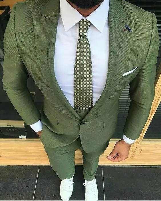 

Fashion Men Suits Slim Fit Street Wear Groom Tuxedos Wedding Suits For Men Custom Made 3 Pieces Smart Business Blazer Suit