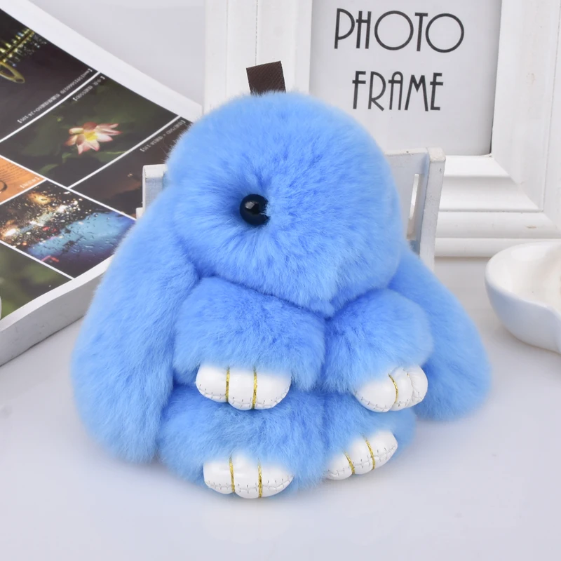 Брелок с помпоном из натурального кроличьего меха 13 см | Украшения и аксессуары