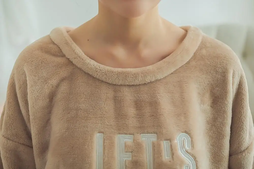 Женские пижамные комплекты 2019 осенне-зимние пижамы фланелевые Мультяшные