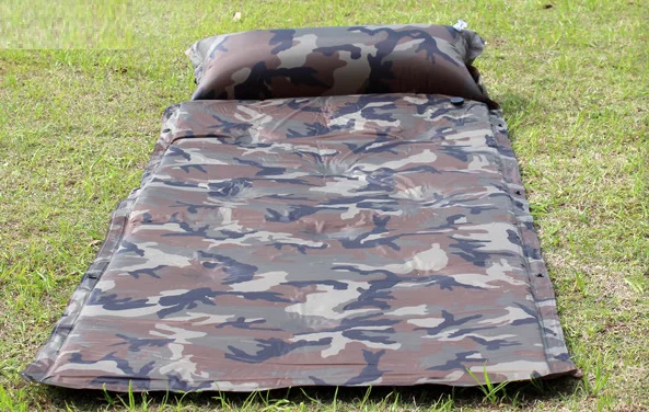 camouflage Надувной матрас поход матрас надувной коврик матрас пикник кемпинг Надувная походная подушка для сна Матрас с подушкой складной воздушный спальный матрас Подушка самонадувающаяся пляжная кровать для пеших прогулок - Цвет: camouflage