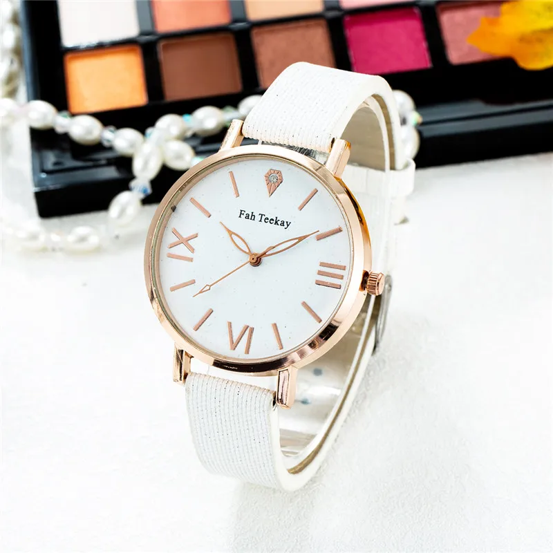 Женские кварцевые часы с кожаным ремешком со стразами | Наручные