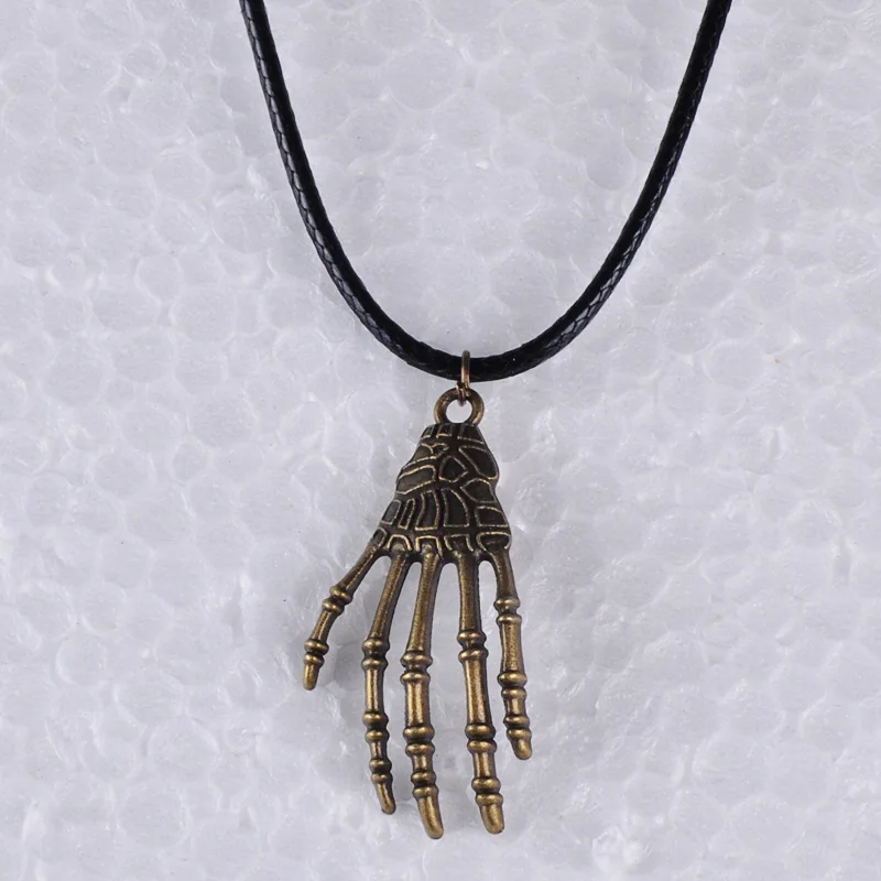 Vintage antique bronze Halloween skeleton hand pendant necklace men women wax cord rope metal jewelry alloy jewellery | Украшения и