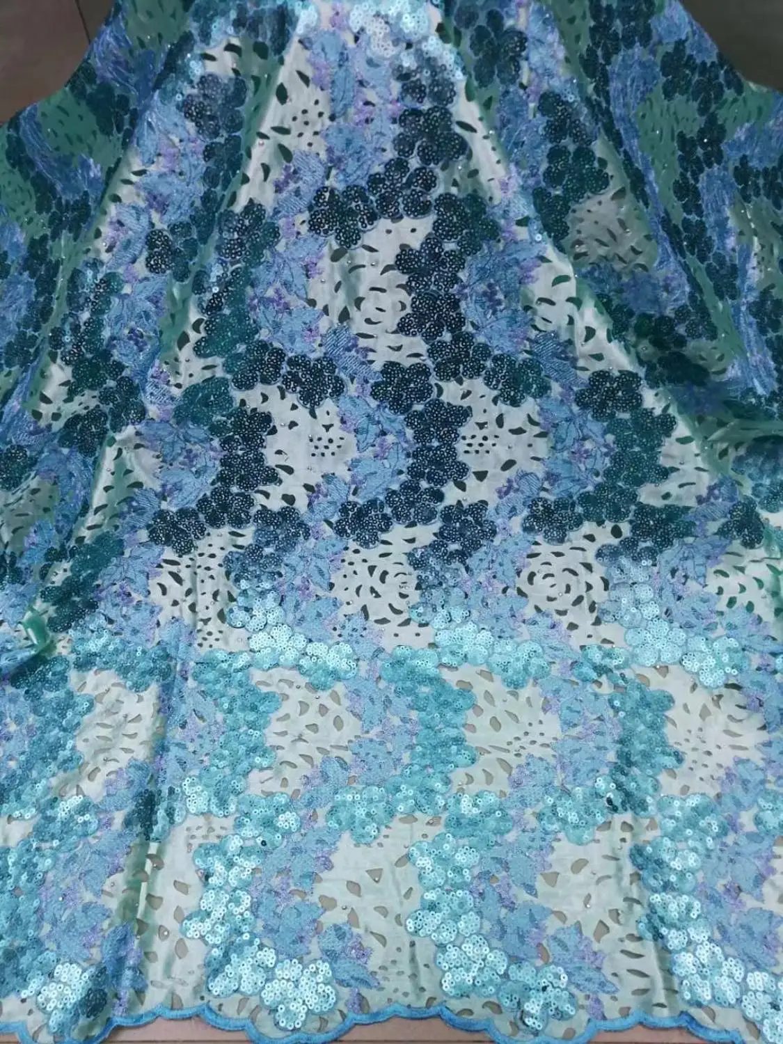 

High Quality Double-Deck Hollow Lace Fabric French Lace Fabric Tulle With Sequins/Stones Nigerian Lace Fabric For Wedding Dress