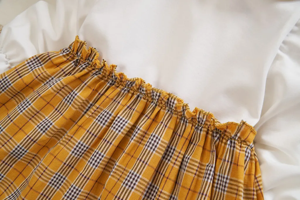 Платье в клетку с бантом и кукольным воротником для маленьких девочек