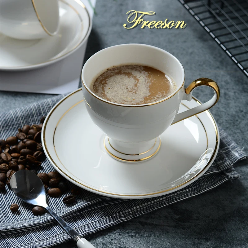 Золотая фарфоровая кофейная чашка блюдце ложка набор 200 мл керамическая чайная