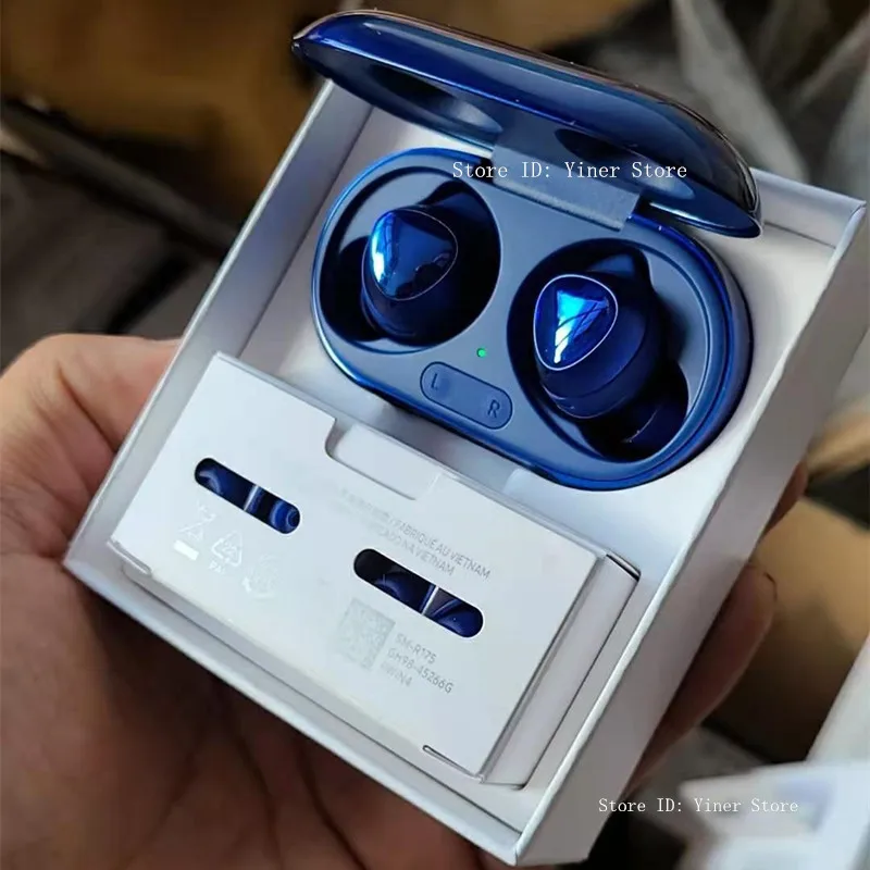 Беспроводные Bluetooth-наушники Samsung Galaxy Buds + BTS Фиолетовые наушники-вкладыши