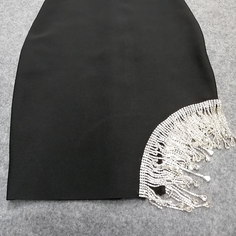 

Elegant Women Short Sleeve Mini Bandage Dress Sexy 2021 New Black O Neck Sequins Tassels Bodycon Celebrity Evening Party Dresses