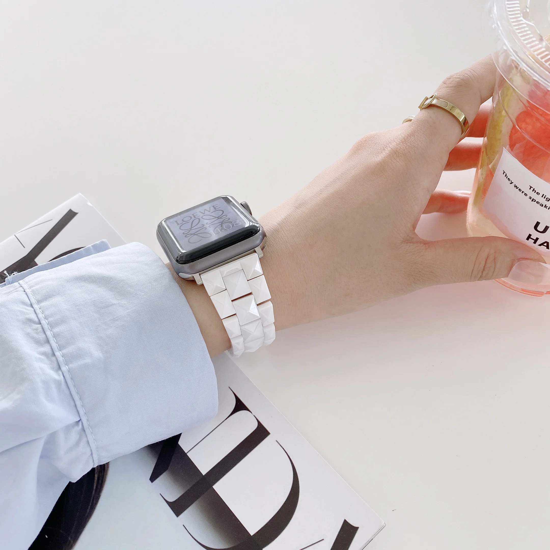 Women girl Ceramic Strap for Apple Watch Band 6 SE 5 44mm 40mm  Butterfly buckle bracelet for iWatch series 6 5 4 3 2 watch band