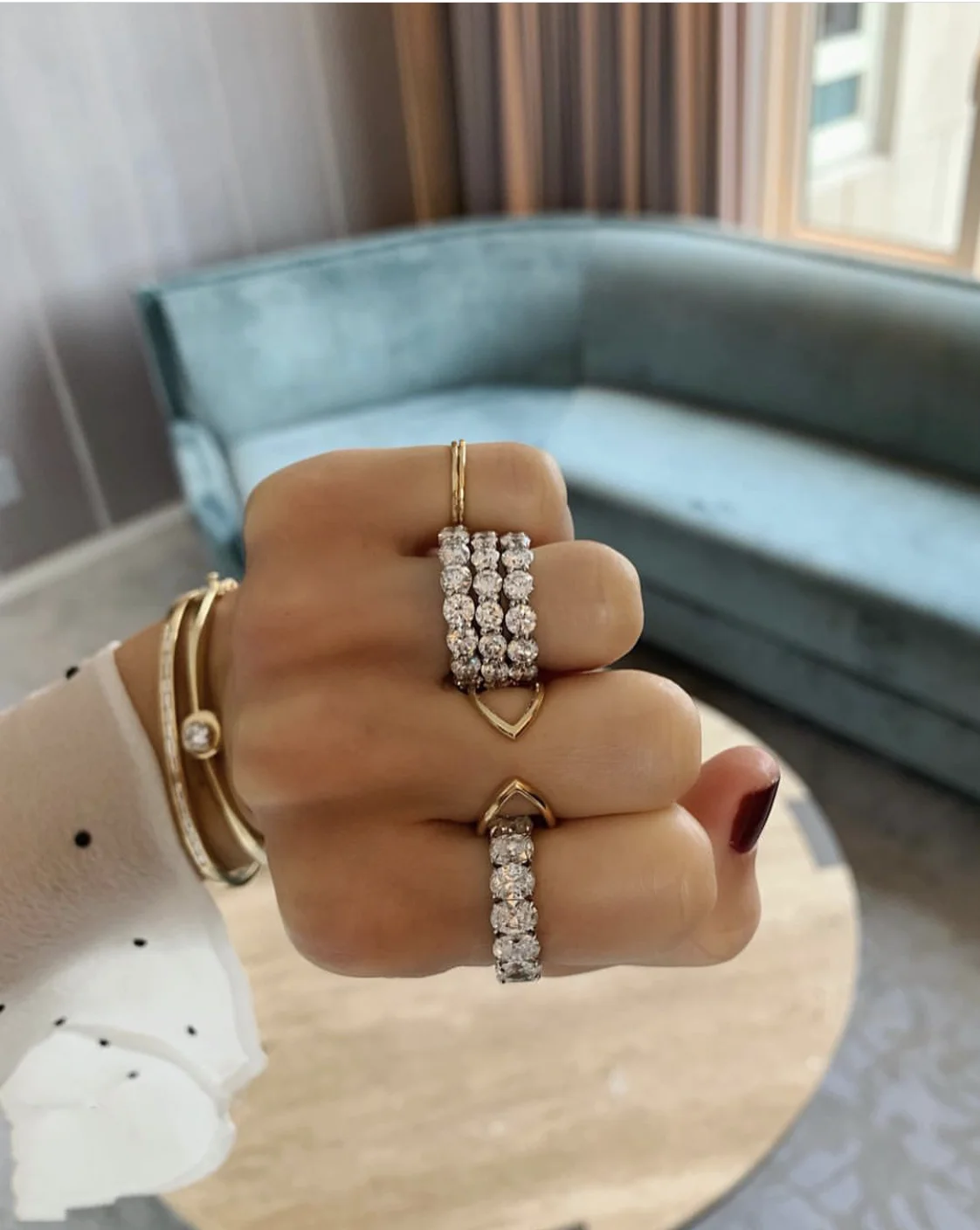 

Женское кольцо из серебра 100% пробы, с бриллиантами 4-6 мм