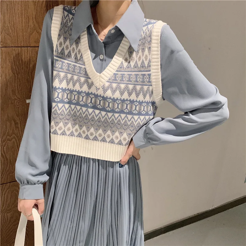 

Knitted Vest Women's Vest Wear Korean Retro Japanese College Style Loose Short Wild V-neck Sweater Autumn and Winter Pullover
