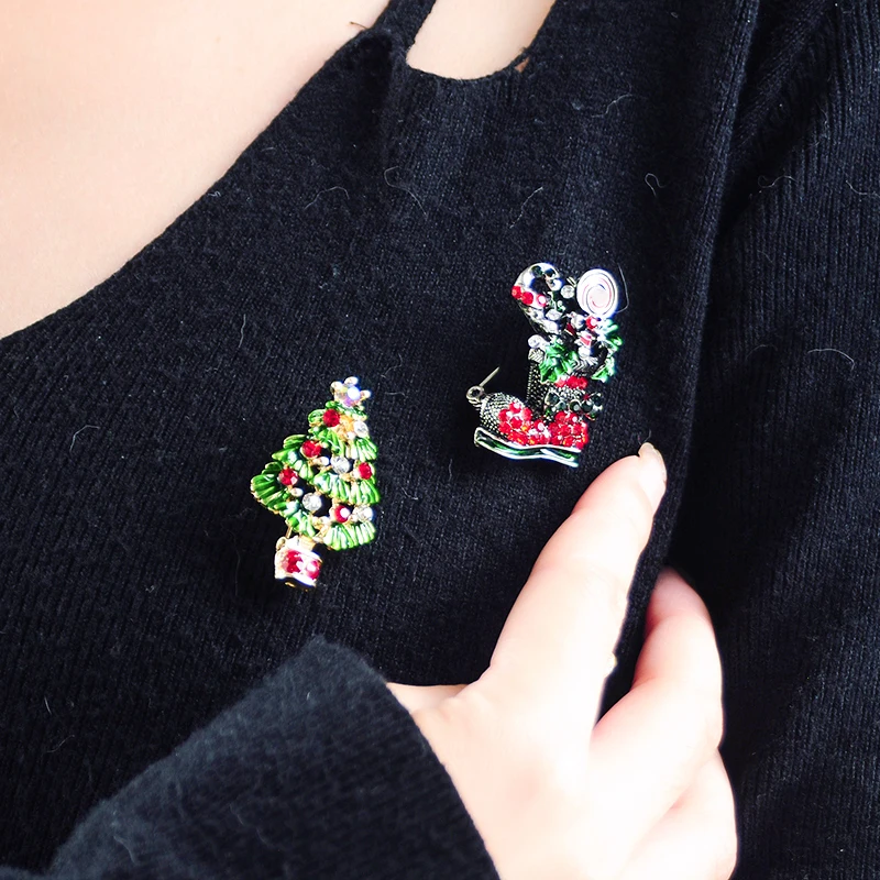 Uer 2020 Рождественская брошь лося загрузки дерево Снеговик сахар костыли кристалл