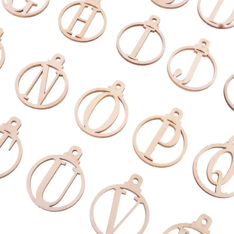 

26 шт., деревянные алфавитные буквы