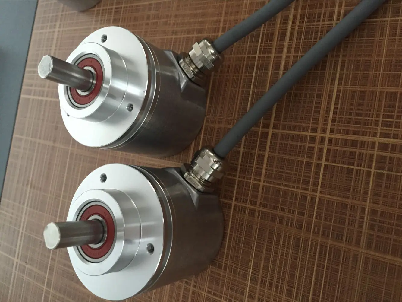 1 шт. одна катушка SSI сигнальный кодировщик одноповоротный абсолютное значение