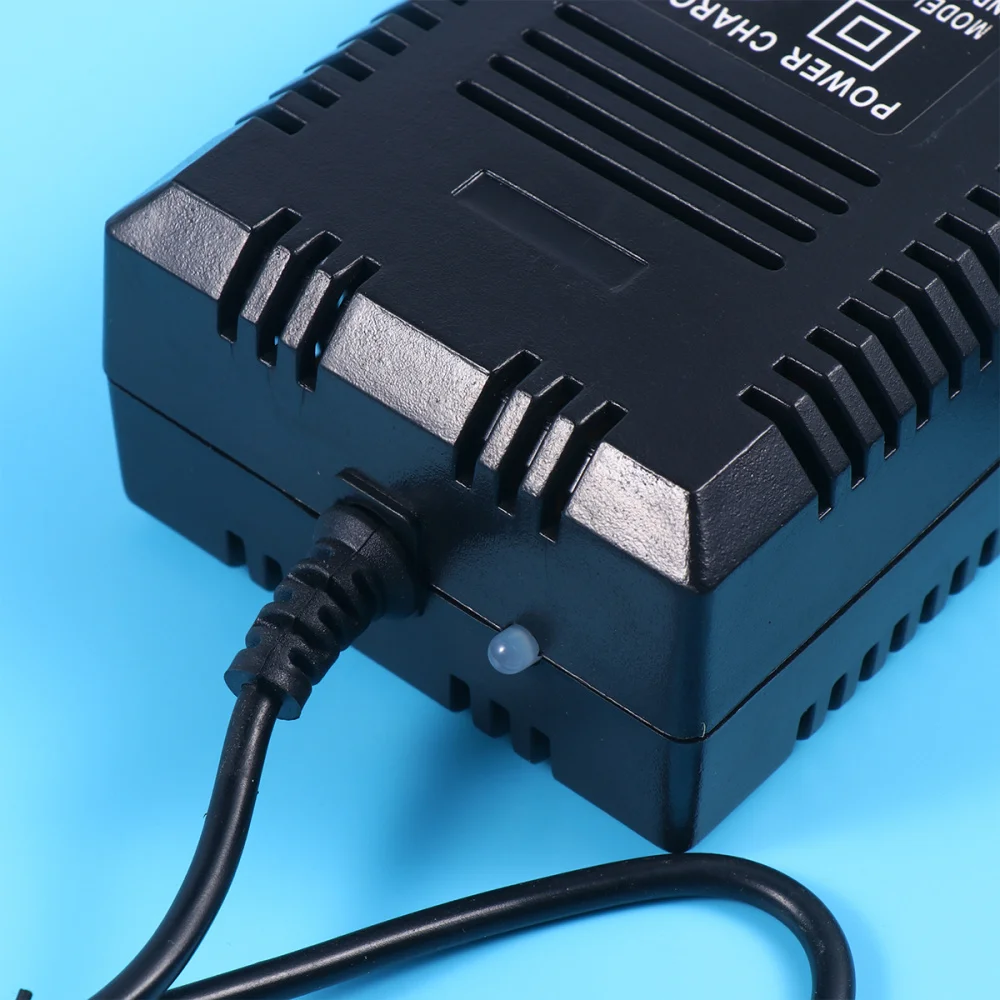 1 шт. зарядное устройство для электромобиля черного цвета свинцово-кислотная