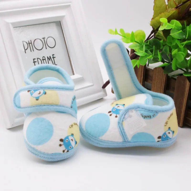 Детская зимняя теплая обувь с мягкой подошвой для малышей нескользящая 2018 |