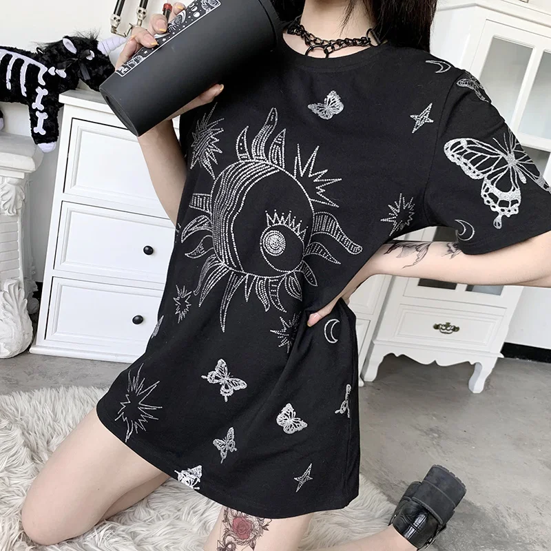 Женские Длинные футболки Gothblack с принтом Sun Moon в стиле панк круглым вырезом и