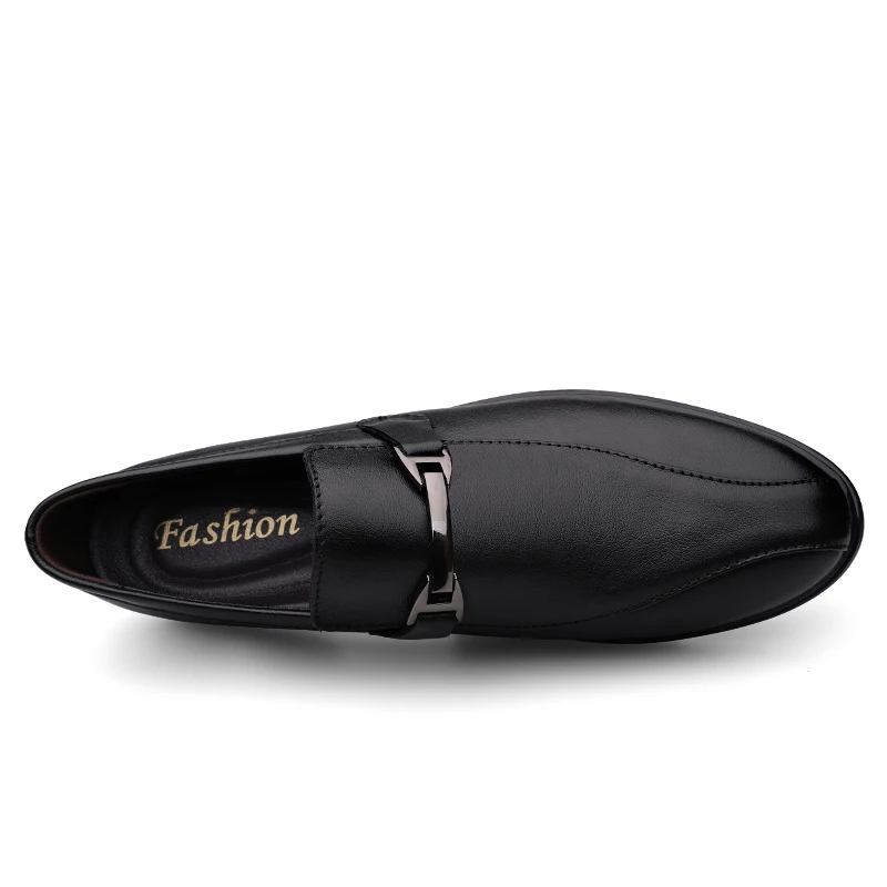 Новинка Мужская повседневная кожаная обувь Официальная в британском стиле