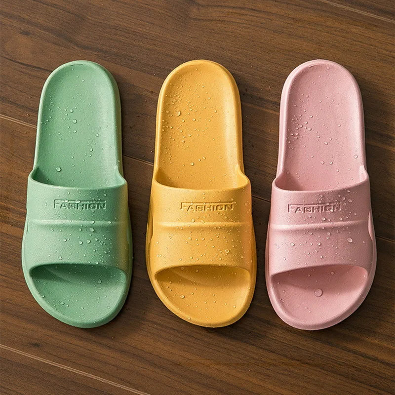 

2021 New Casual Slippers Women Summer Woman Indoor Soft Slippers Non-Slip Thick-Soled Eva Integrated Shoes Home Couple Slippers