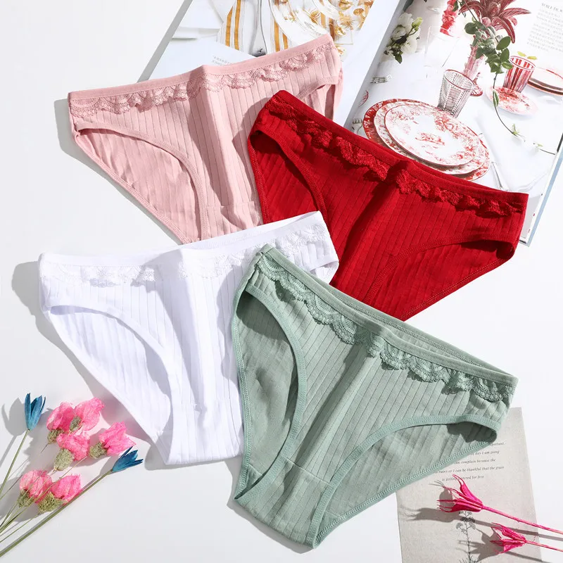 

Модные женские повседневные кружевные трусики, нижнее белье со средней талией, однотонные женские дышащие трусы с резьбой