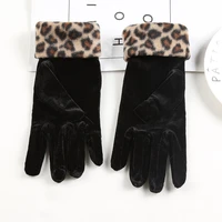 women driving gloves women sexy leopard gloves gold velvet etiquette mittens autumn winter warm elastic cycling mittens d14