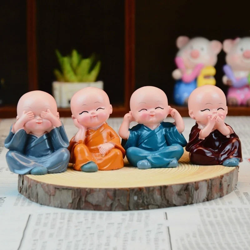 

4pc/set Small Kungfu Monks Maitreya Buddha Resin Handicrafts Decorations for Home and Car Home Decoration (colors random)
