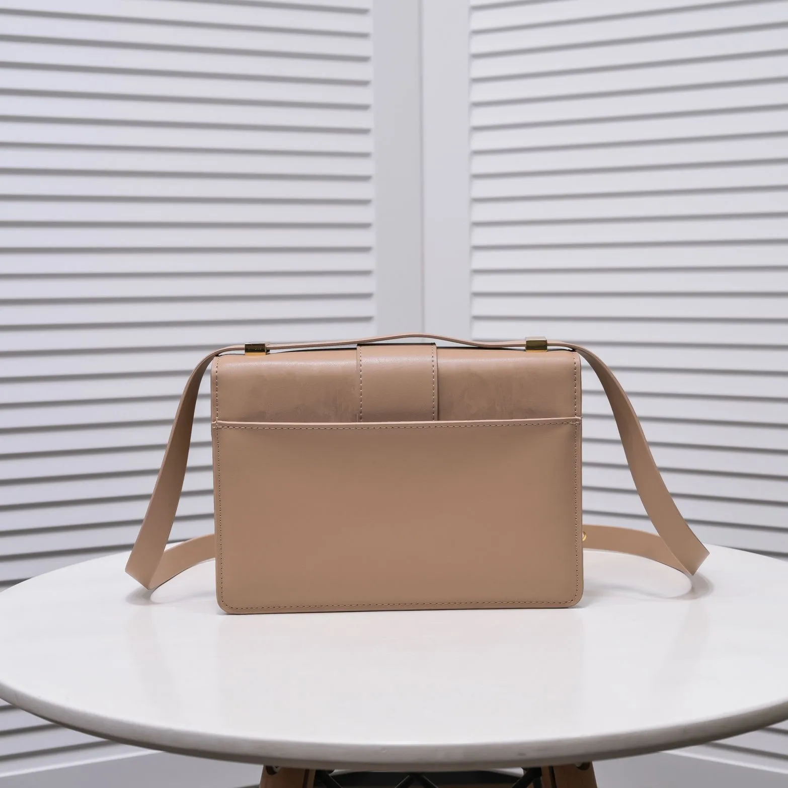 

High-quality top designer brand ladies shoulder bag famous luxury brand leather cowhide ladies handbag messenger bag