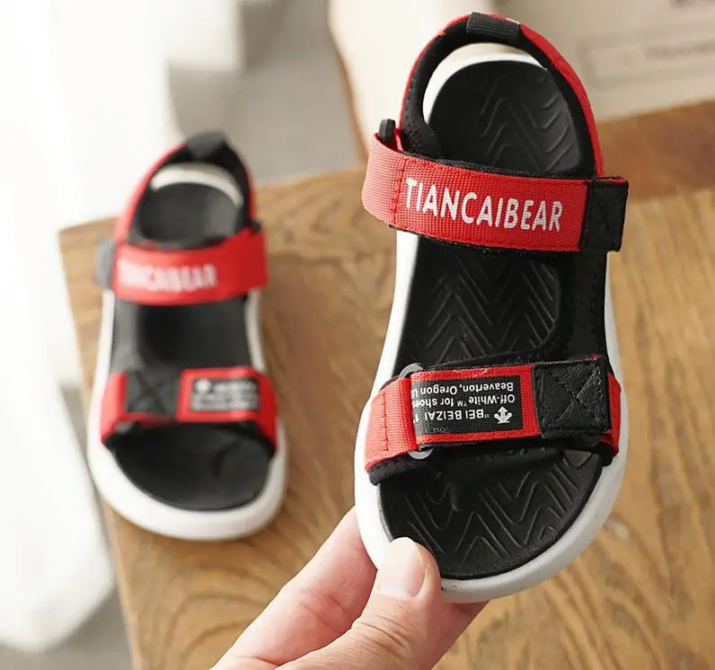 Новинка 2020 года Летняя детская обувь Брендовые сандалии с закрытым носком для