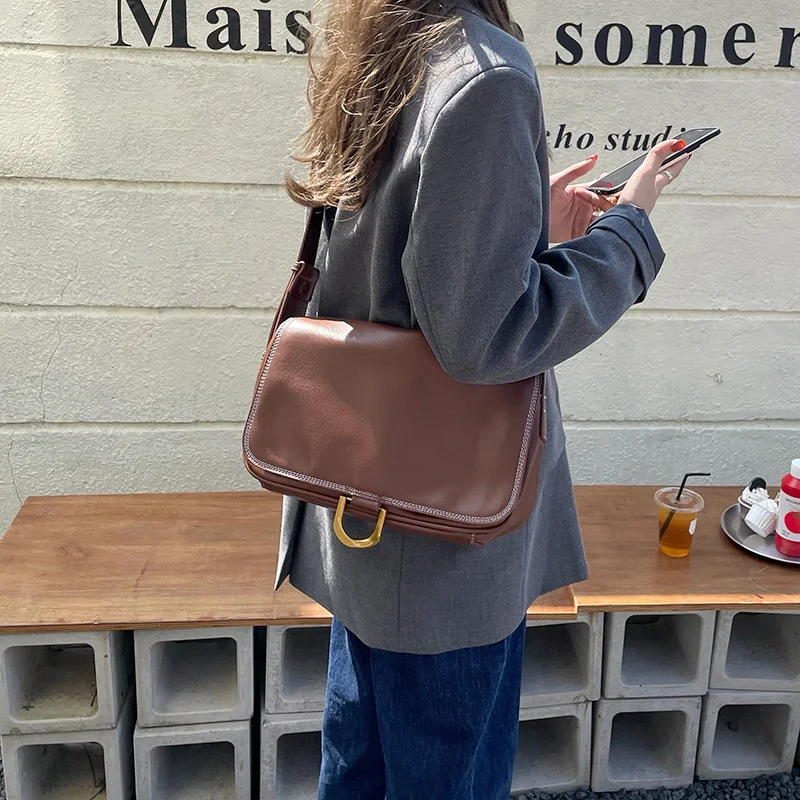 

Large Capacity Women Handbag Winter Soft Leather Soid Color Simple Crossbody Bag Retro Pu Messenger Bags Tote Bag For Ladies