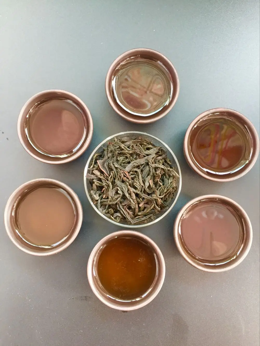 Года много небольших пакетиков Wuyi Улун DaHongPao чай Shui Xian Rougui Da Hong Pao чай