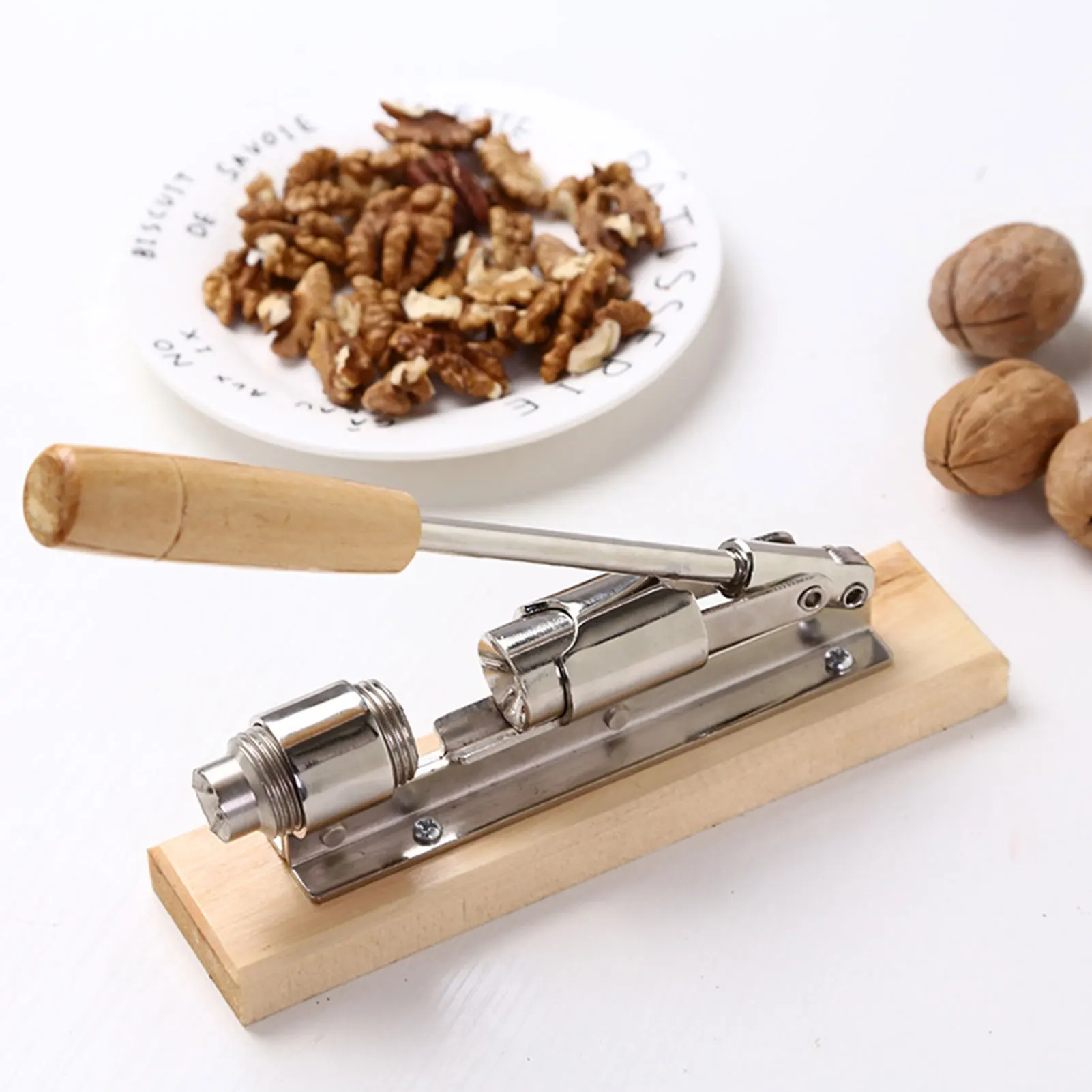 

​Walnut Opener Heavy-duty Nutcracker Convenient Handmade Shell Opener Tool Equipment For Pecans, Walnuts, Almonds