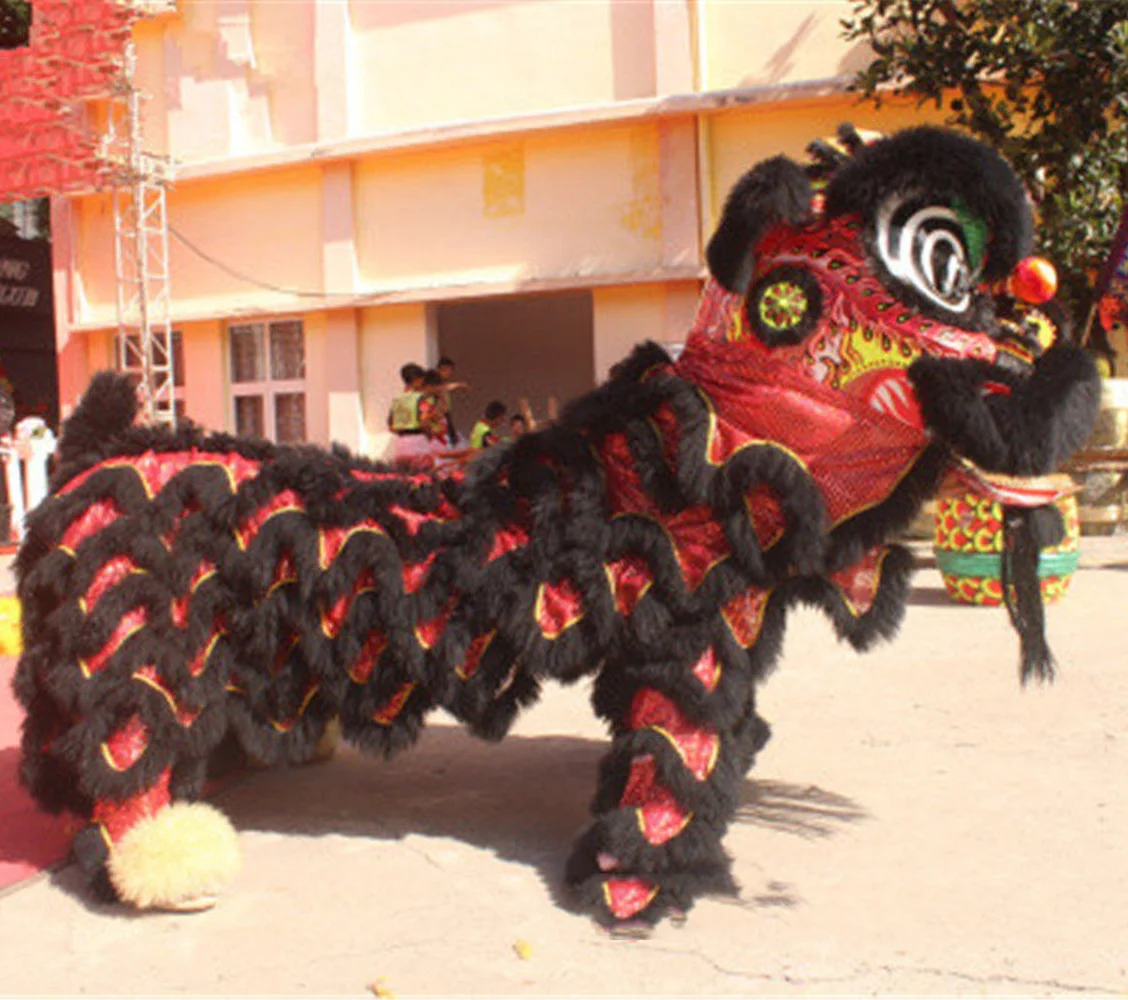 

Lion Dance Mascot Costume Wool Southern Black Lion China Folk Art for Two Adults Advertising Promotion Carnival Halloween
