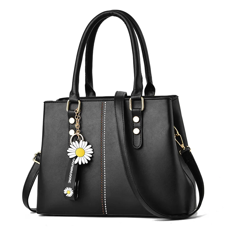 

Fashion Fresh daisy pendant decoration European and American style women's shoulder messenger handbagHigh Quality PU Leather