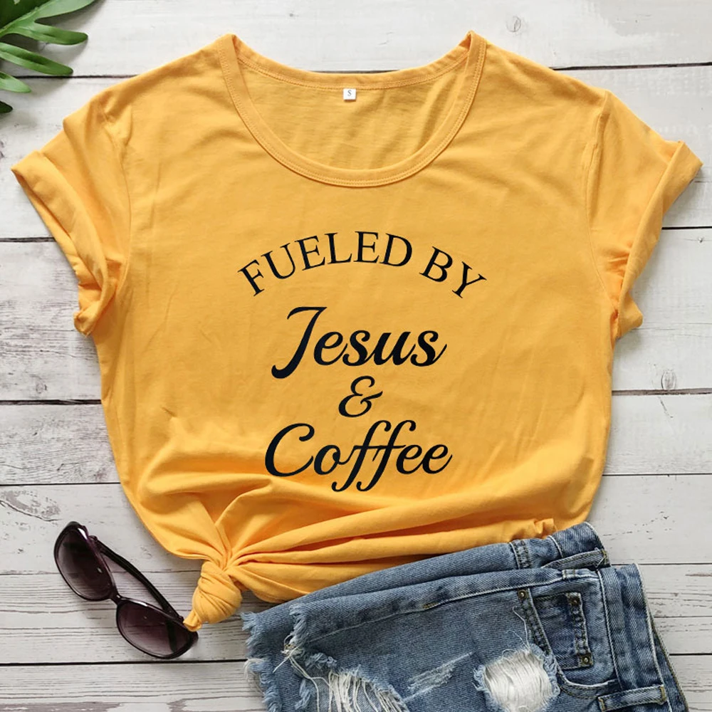Fueled By Jesus& coffee Футболка женская Религиозная Христианская графическая Футболка Топ модная женская Мотивационная Библейская стих церковная футболка