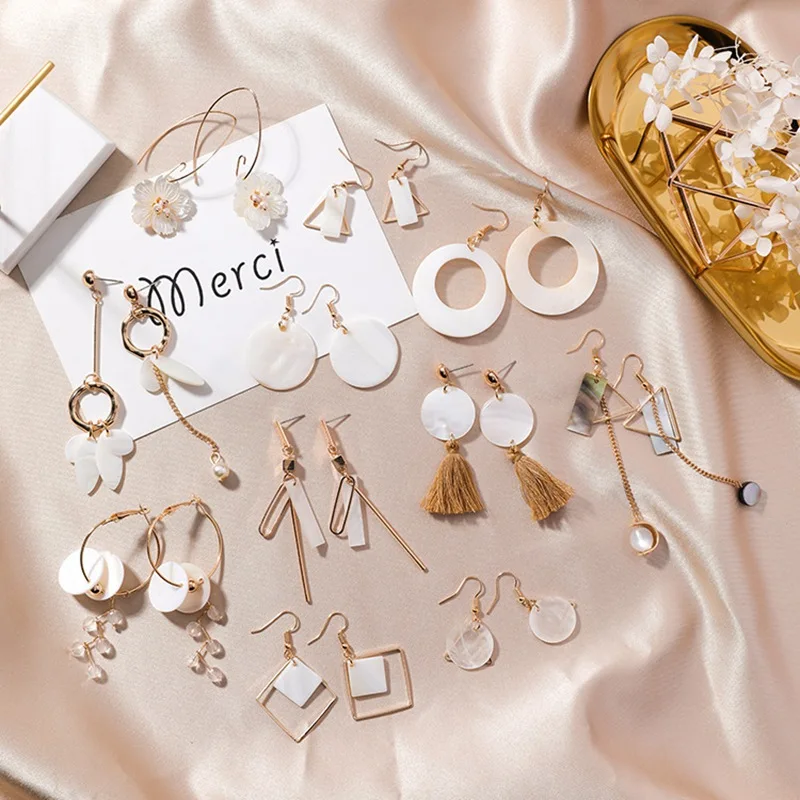 

MENGJIQIAO 2019 New Fashion Holiday Acrylic Shell Flower Long Gemetric Drop Earrings Mujer Moda Transparent Crystal Jewelry
