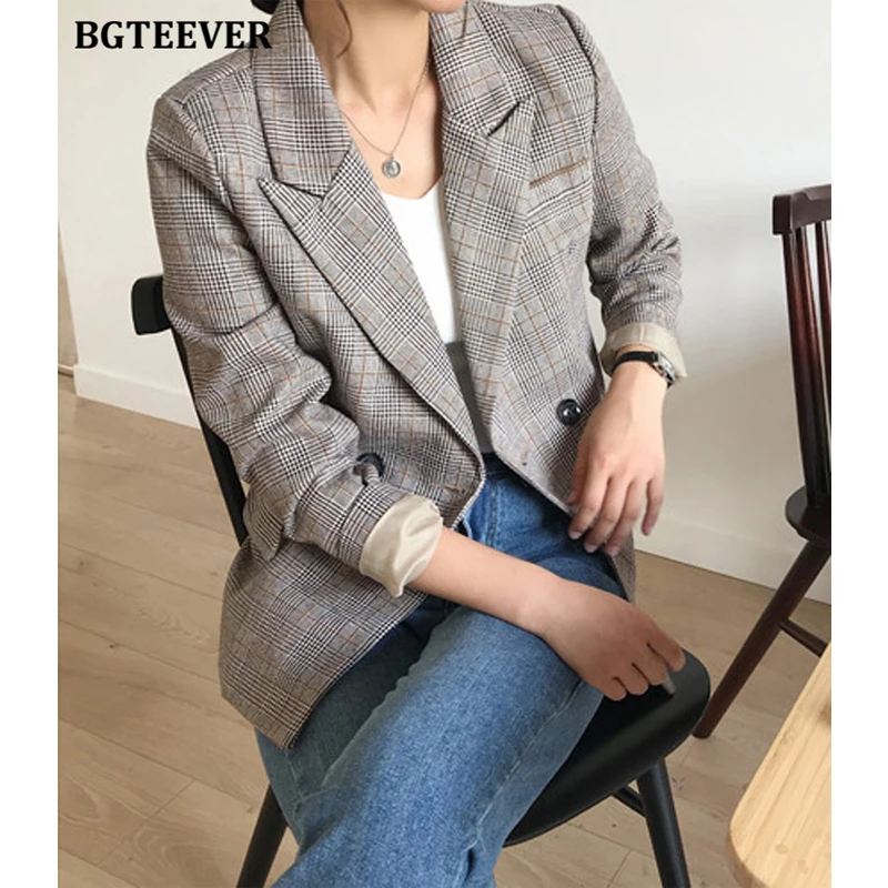 

BGTEEVER Chic Vintage Notched Collar Women Plaid Blazer Jacket Thick Double Breasted Loose Female Suit Jacket 2021 Spring