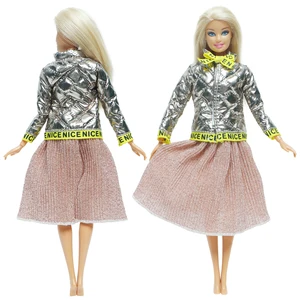 Один комплект, модная одежда, повседневная одежда, футболка с принтом, блузка, серая юбка, платье, Одежда для куклы Барби, детские игрушки, аксессуары, игрушки