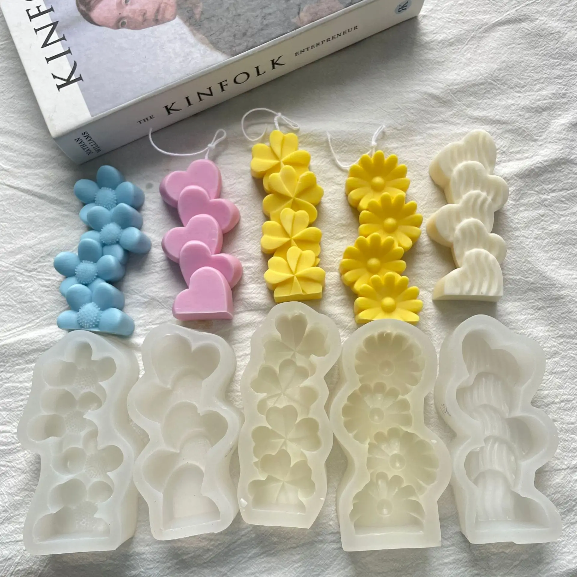 

BT0110 DIY Flower Four-leaf Clover Cactus Daisy Soap Plaster Silicone Candle Mold Handmade Stacked Love Aroma Candle Mould