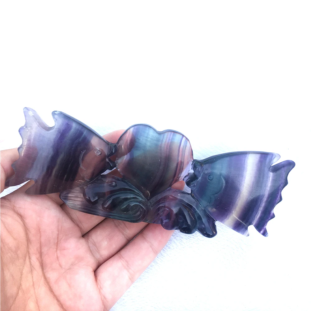 

Natural Rainbow Fluorite Fish Heart Figurine Hand Carved Quartz Crystal Fish Heart Energy Healing Crystal Stone Home Decoration