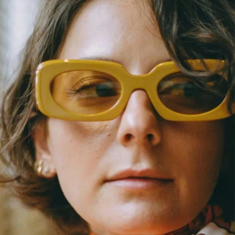 

Солнцезащитные очки Квадратные женские, Модные Винтажные прямоугольные солнечные очки с желтыми линзами, UV400, чёрные, для вождения, путешес...