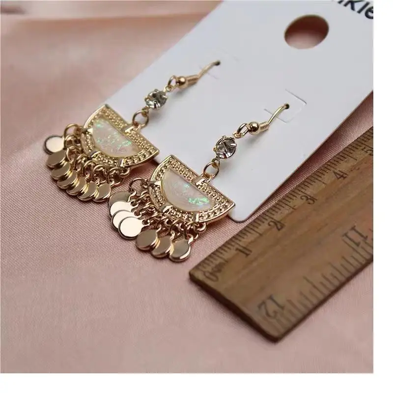 

Style new geometric body earrings pendant fantasy color rhinestone trend atmospheric stylish texture of women’s earrings