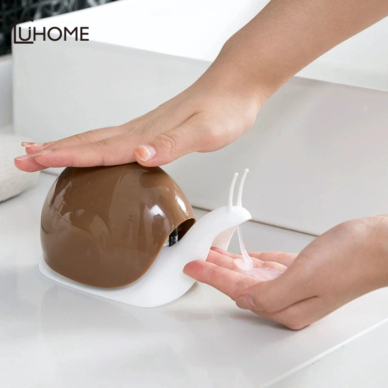 

Creative Snail Design Liquid Soap Dispenser Facial Cleanser Organize Bottle Shampoo Shower Gel and Lotion Storage Bottles 120ml