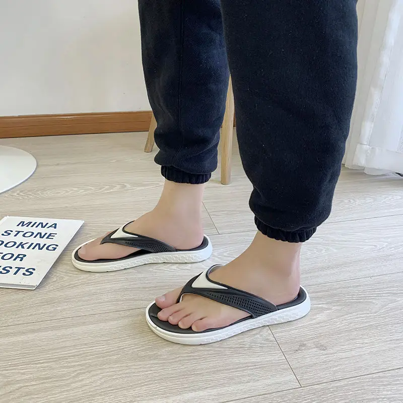 

Flip-flops thick-soled non-slip men's fashion outer wear beach flip-flops