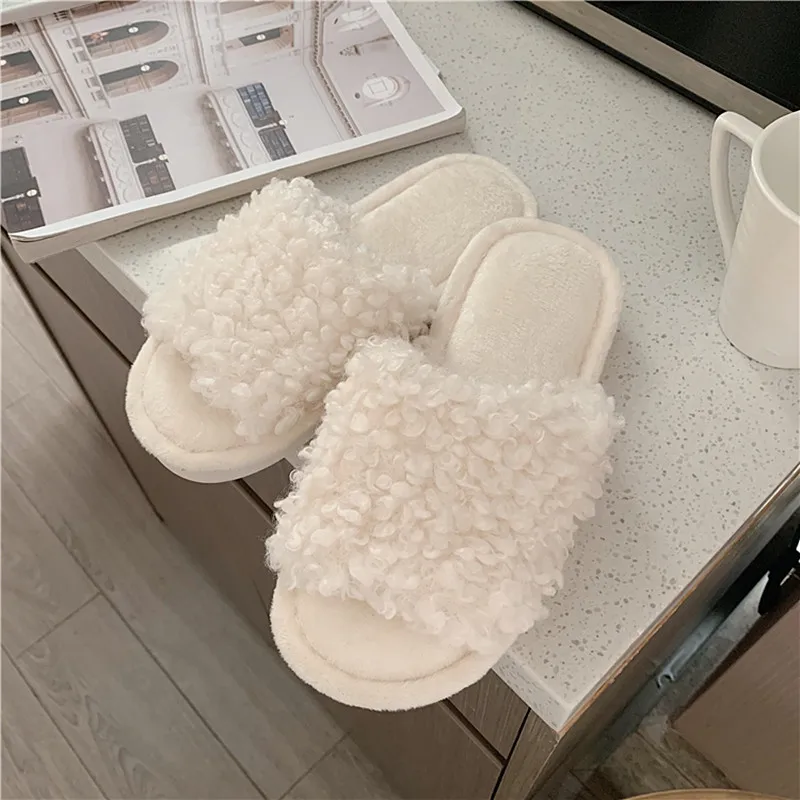 

Ladies Artificial Fur White House Slippers Sleeping Artificial Wool Home Shoes Comfortable Fluffy Indoor Slide Plush Slippers