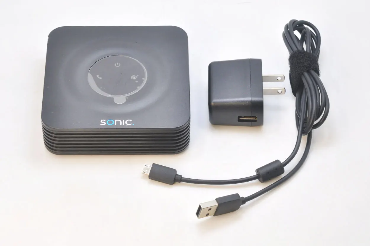 Б/у аналоговый телефонный адаптер SONIC Grandstream HT801 VOIP 1 порт FXS | Электроника