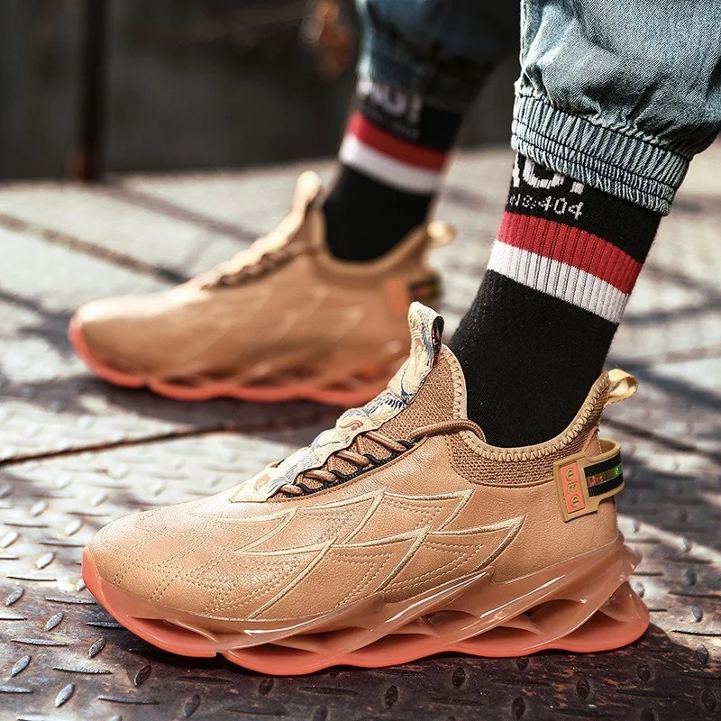 

2020 men's new fall/winter sports leisure running shoes size 45 breathable Joker fashion shoes men running shoes